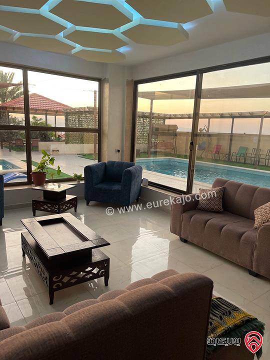 فيلا وشاليه مساحة الأرض 612م والبناء 180م للبيع في الغور اشارة العارضه