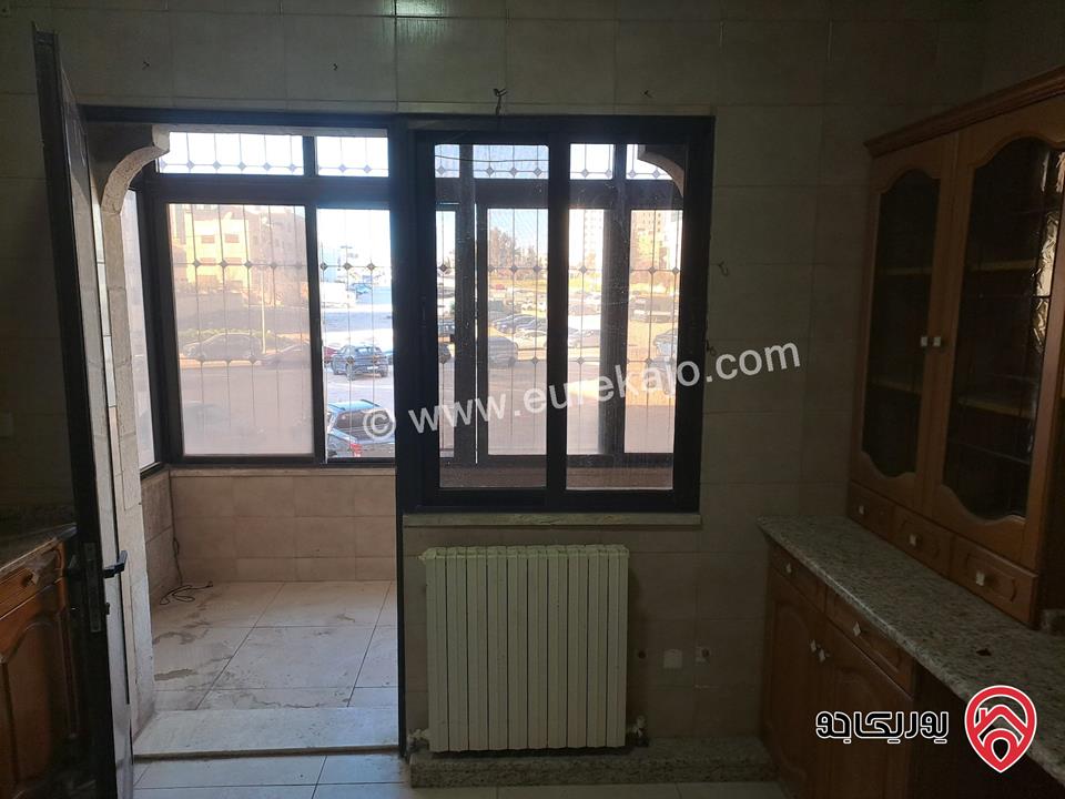 شقة طابق أول مساحة 202م للايجار في عمان - الصويفية