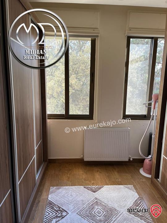 شقة شبه ارضي للبيع في عمان - دابوق مساحة 130م تشطيبات و ديكورات عصرية فاخرة اطلالة جميلة بسعر مميز جداً