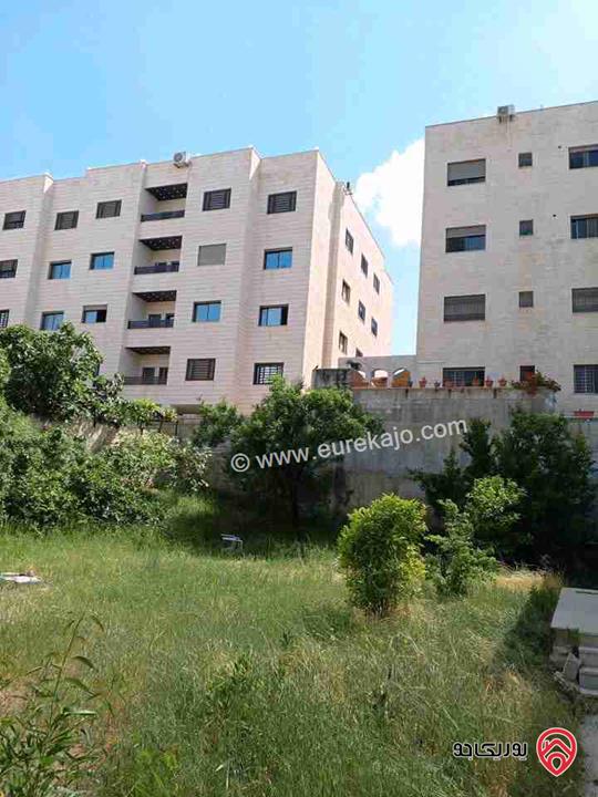 منزل مستقل مساحة 230م على أرض 889م للبيع في عمان - ضاحية الياسمين - في منطقة اسكان التلفزيون 