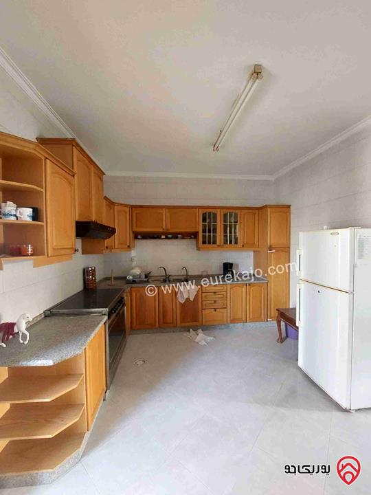 شقة طابق ثالث مساحة 192م للبيع في عمان - ضاحية الرشيد