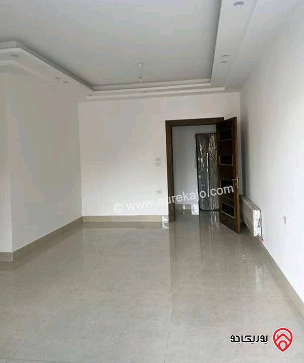 شقة فارغة أرضية مساحة 230م للايجار في عمان - ضاحية الأمير راشد 