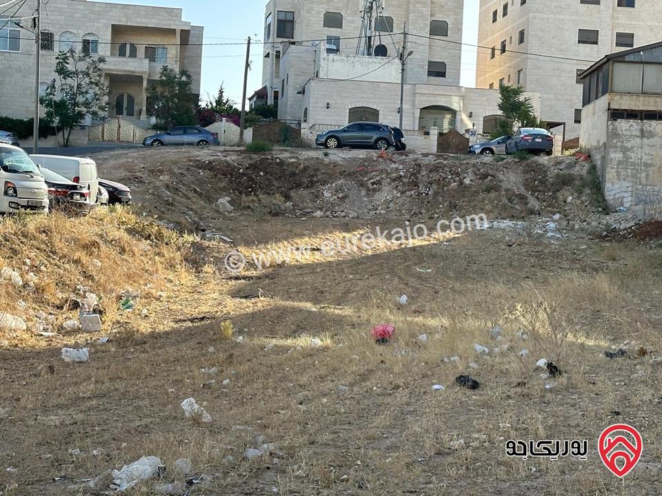 ارض مميزة مساحة 823م على شارعين مع منسوب للبيع في عمان - طبربور
