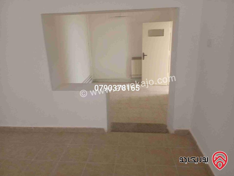 شقة ارضية مساحة 170م مع حديقة 150م للايجار في عمان - تلاع العلي 