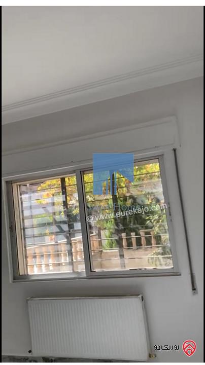 شقة أرضية مميزة للبيع في عمان - أم السماق - خلف الدر المنثور 210م مع حديقة وترسات 120م بسعر مغري