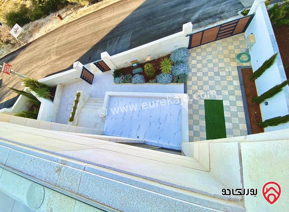 فيلا فاخرة مساحة الارض 665م مساحة البناء 665م للبيع في عمان - بدر الجديدة