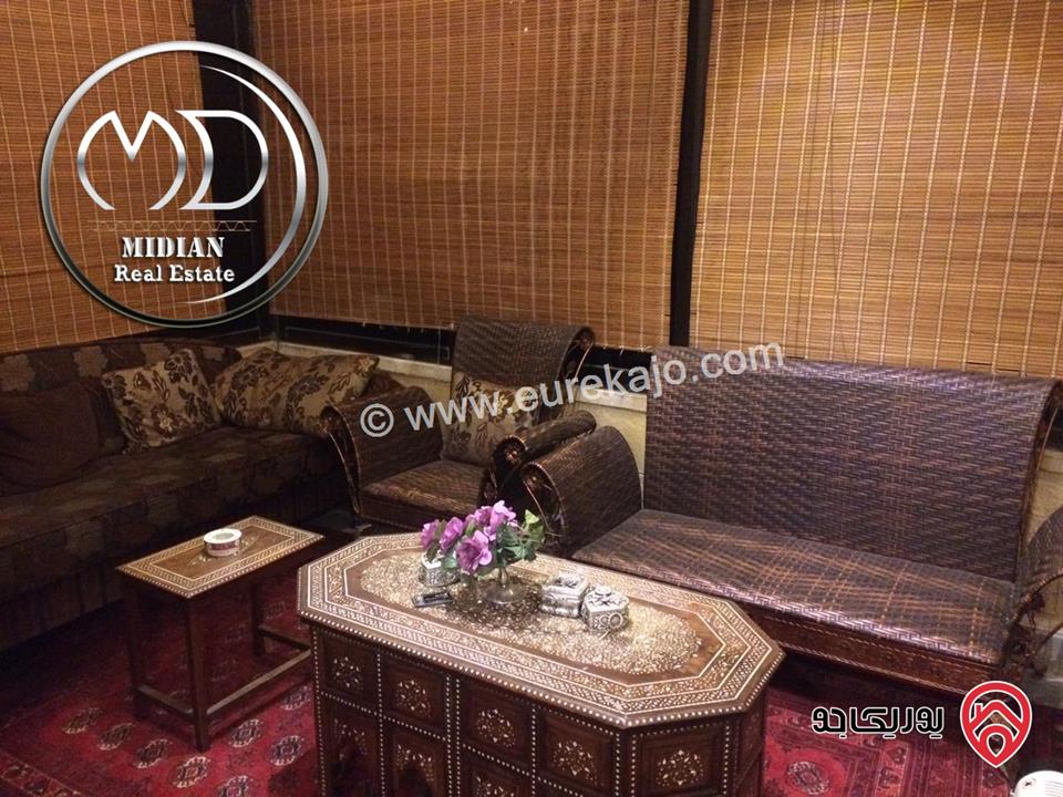 فيلا دوبلكس مفروشة للايجار في عمان - الدوار السابع مساحة 800م مع مسبح و تراسات و حدائق سوبر ديلوكس