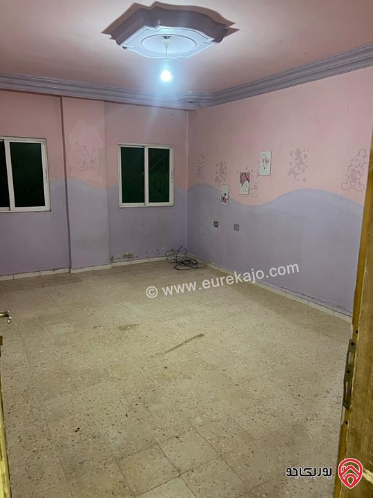 شقة تسوية مساحة 150م داخلي و 110م خارجي للبيع في الزرقاء الجديدة خلف دريم هوم