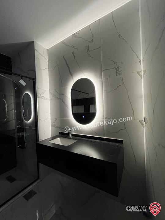 شقة أرضية مساحة 155م داخلي و 100م خارجي للبيع في عمان - طبربور