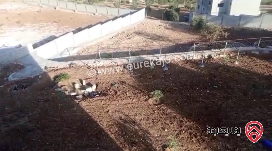 ارض مساحة 4 دونم مع بناء طابقين مساحة كل طابق 165م للبيع في جرش - مرصع