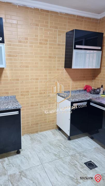 شقة شبه ارضي مساحة 140م للايجار في عمان - الياسمين 