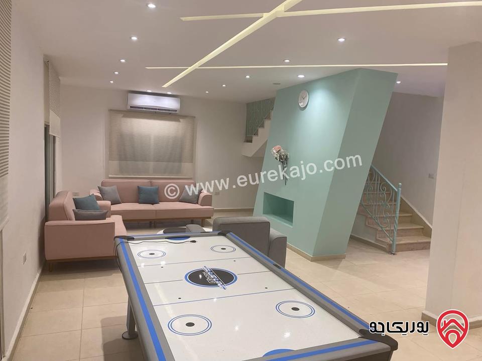 مزرعة مساحة الأرض 1560م والبناء 300م للبيع في البحر الميت - جوفة الكفرين