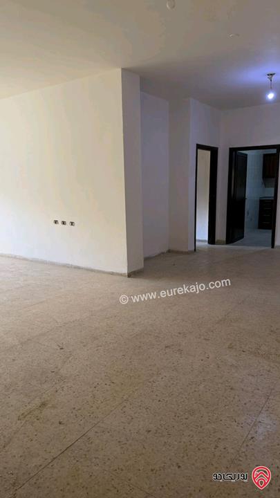 شقة فارغة مساحة 100م طابق ثاني للايجار في عمان - المدينة الرياضية