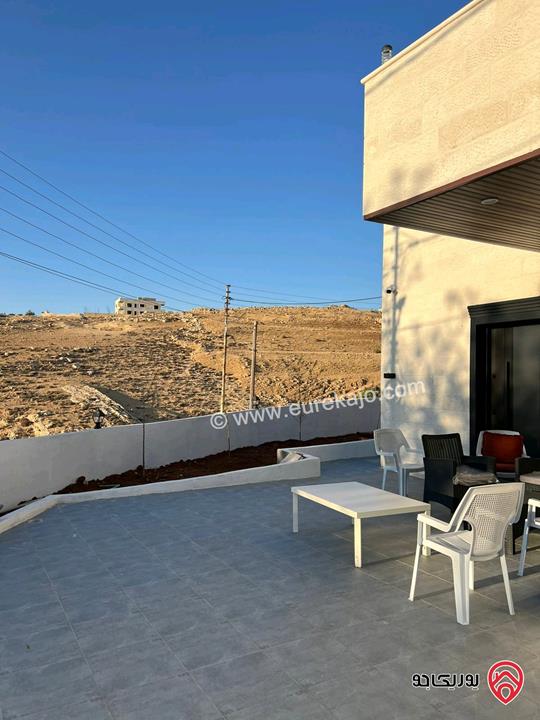 منزل مستقل بناء جديد طابقين مساحة 330م على أرض 521م للبيع شمال عمان شارع الاردن صافوط