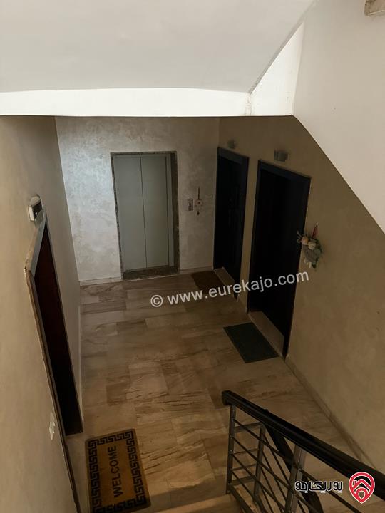 شقة مساحة 146م تسوية من الشارع الامامي وطابق ثاني من الشارع الخلفي للبيع في عمان - دابوق 