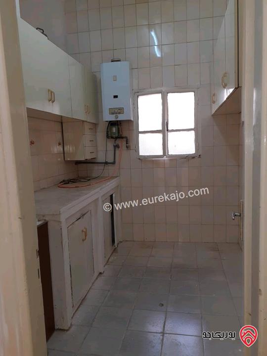 عمارة على أرض 250م للبيع في عمان - جبل النزهة