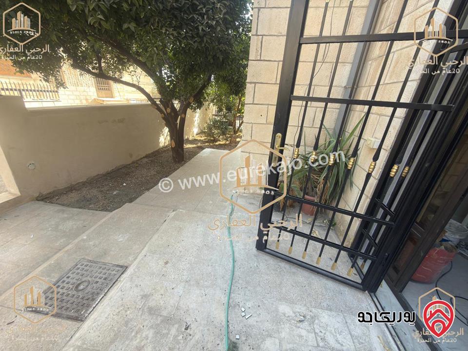 شقة فارغة طابق أرضي مساحة 110م داخلي و 30م خارجي للايجار في عمان - الرابية