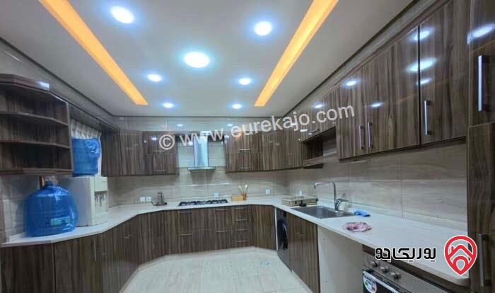 شقة مفروشة طابق اول مساحة 220م للايجار في عمان - ام السماق 