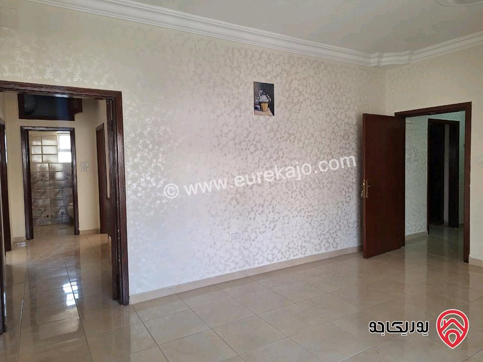 شقة مساحة 185م طابق ثاني للبيع في صويلح إسكان المهندسين