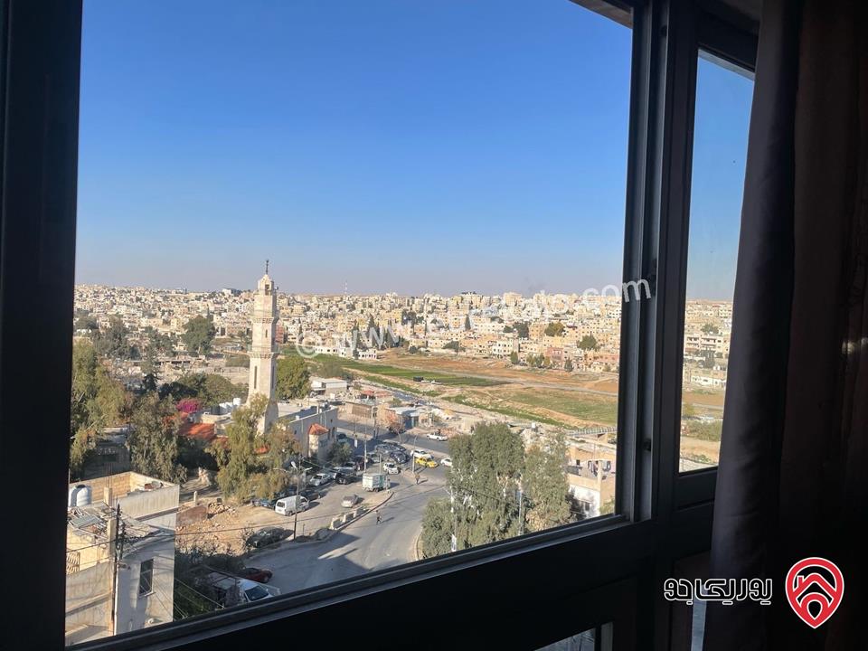 شقة مميزة باطلالة خلابة مساحة 150م طابق ثالث للبيع في الزرقاء - جبل الامير حسن 