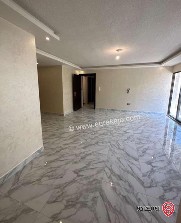 شقة طابق أرضي مساحة 185م للايجار في عمان - ام السماق 