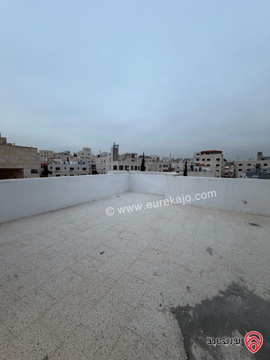 شقة طابق ثالث مع رووف مساحة 145م للبيع في عمان - الجبيهة