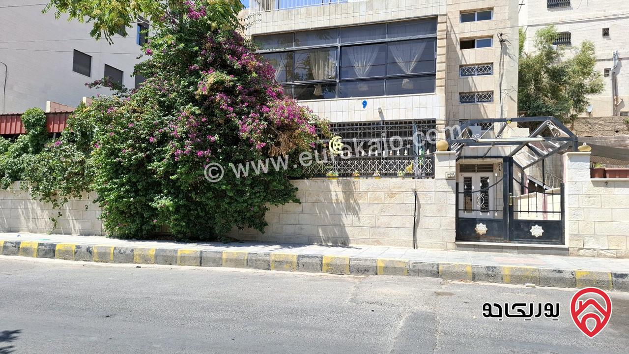 منزل مستقل طابقين على أرض 859م للبيع في عمان - طبربور