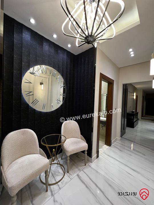 شقة فاخرة جديدة طابق ثالث دوبلكس مساحة 230م للبيع في عمان – خلدا