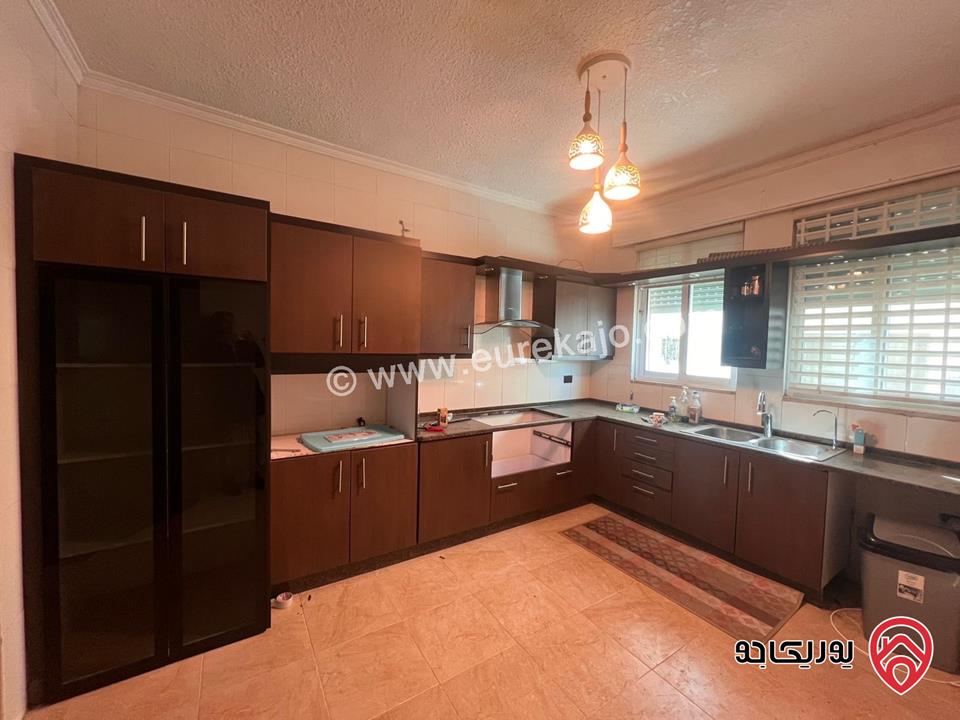 شقة طابق أرضي معلق مساحة 170م للايجار في عمان - عرقوب خلدا 