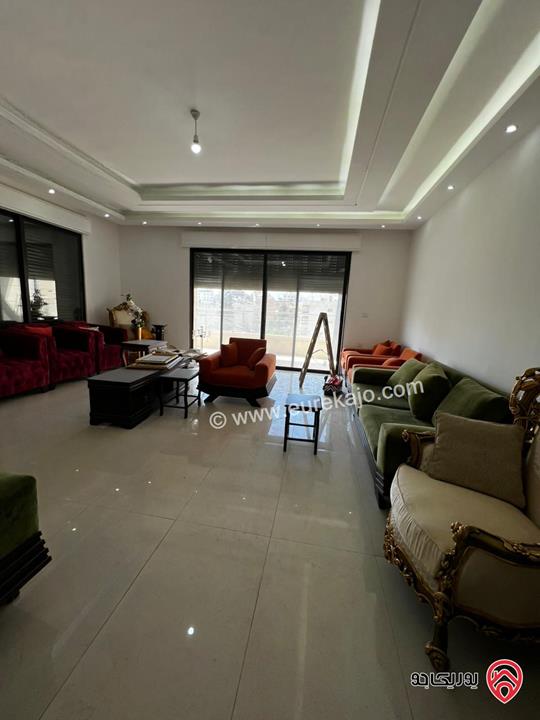 شقة جديدة لم تسكن مساحة 235م للايجار في عمان - خلدا 