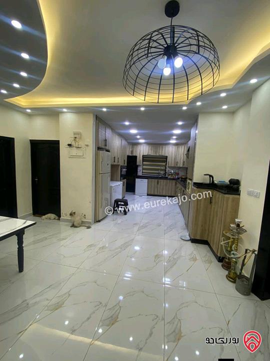 بيت مستقل دوبلكس مساحة 300م على أرض 500م للبيع في عمّان – أم نوارة 