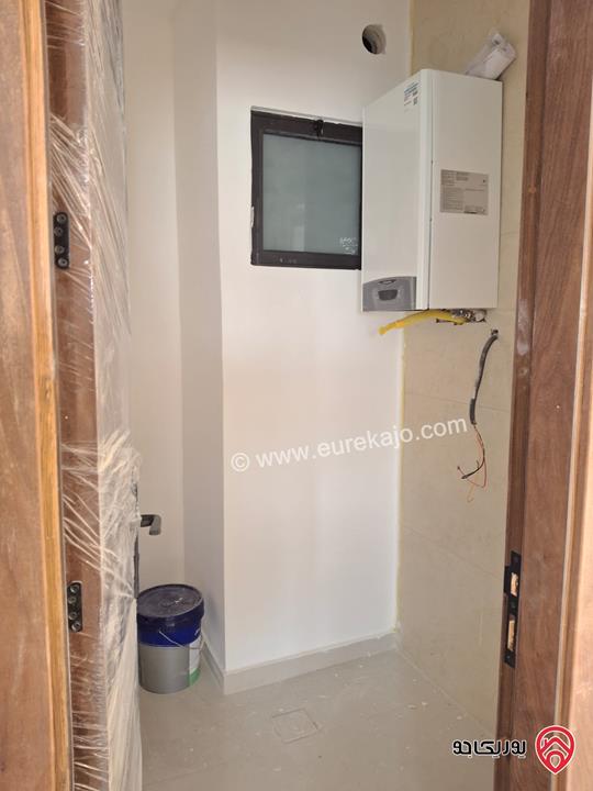 شقة ارضية جديدة مساحة 200م داخلي و 40م خارجي للبيع في عمان - ابو السوس