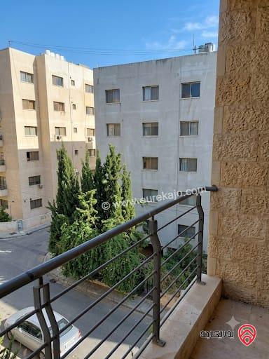 شقة طابق ثالث مساحة 120م للبيع في عمان - دير غبار