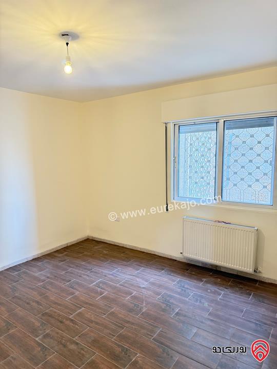 شقة طابق ثاني مساحة 160م للايجار في عمان - أم السماق