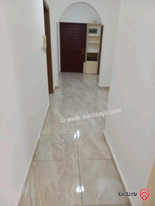 شقة أرضية مساحة 156م داخلي و 50م خارجي للايجار في عمان - تلاع العلي 