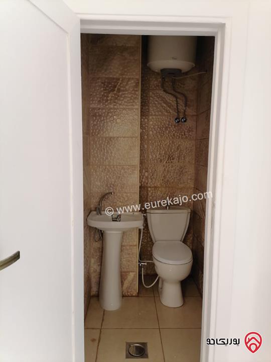 شقة فارغة تصلح لعرسان او عائلة صغيرة مساحة 95م للايجار في عمان - الرابية من المالك مباشرة