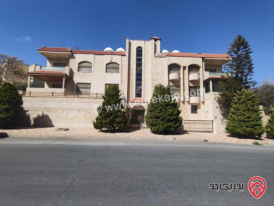 فيلا مساحة 700م على أرض 873م للبيع في عمان - طبربور حي الشهيد