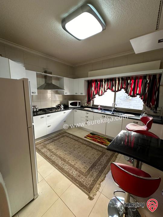 شقة مفروشة مساحة 200م للإيجار في عمان - الرابية من المالك مباشرة