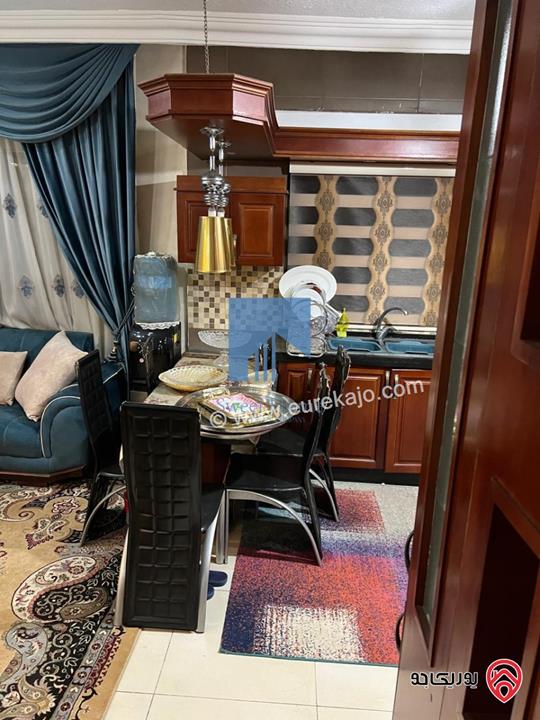 شقة أرضية مفروشة فاخرة للبيع في الرابية - قرب الديز إن 170م مع ترسات 120م بسعر مغري