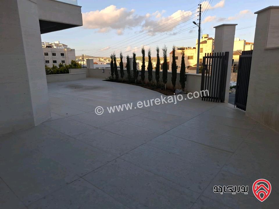 شقة أرضية مساحة 220م داخلي و 150م خارجي للبيع في عمان - شفا بدران