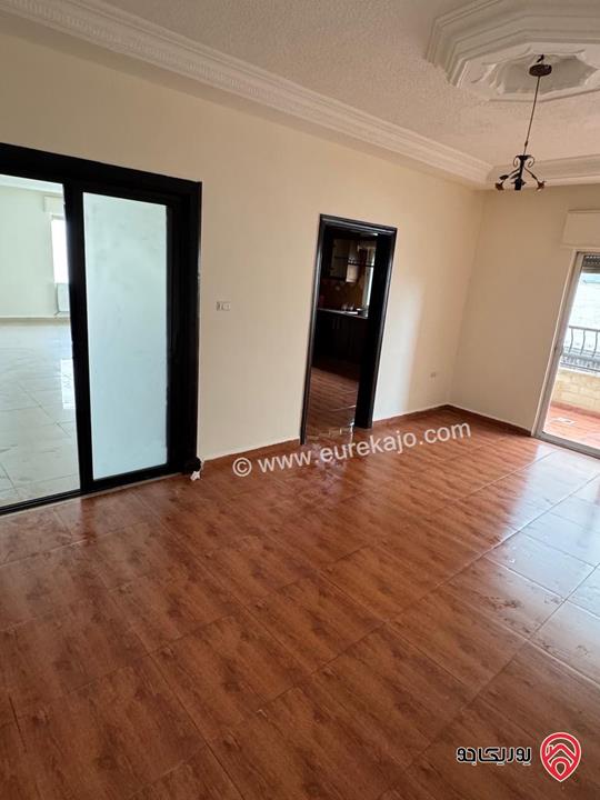 شقة طابق ثاني مساحة 200م للايجار في عمان - مرج الحمام