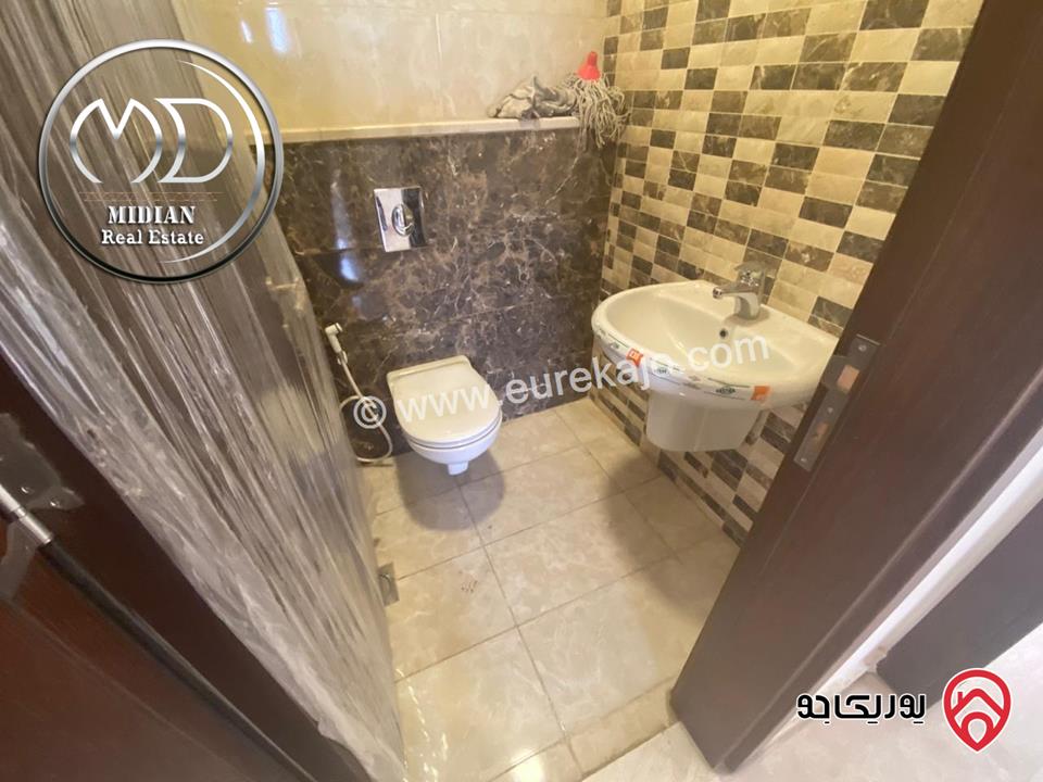 شقق فارغة للايجار في عمان - ضاحية النخيل مساحات 190م تشطيبات و ديكورات سوبر ديلوكس اطلالة جميلة بسعر مميز