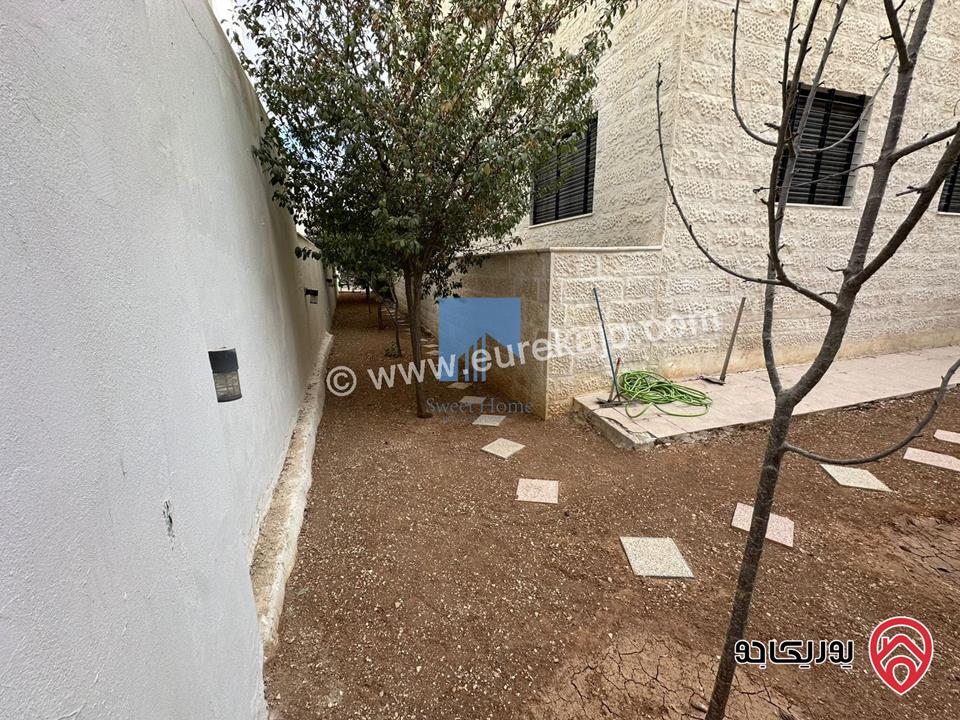 شقة أرضية مميزة للبيع في عمان - الجندويل قرب مركز أمن البيادر 180م مع حديقة وترسات 200م