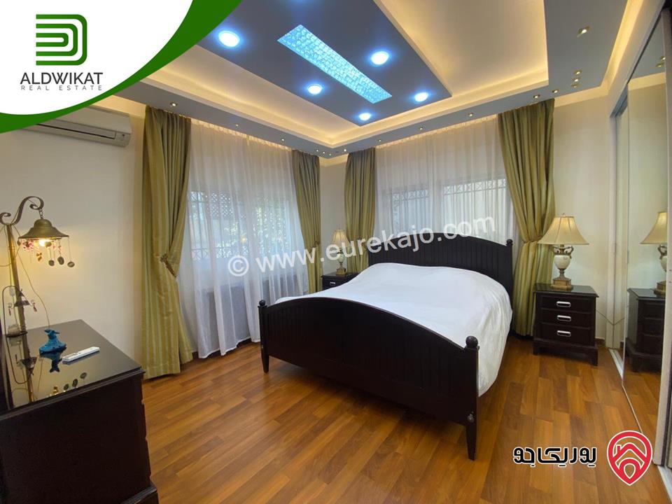 شقة للبيع او للايجار في عمان - الدوار الخامس طابق أرضي مساحة البناء 110م ومساحة الترس 30م