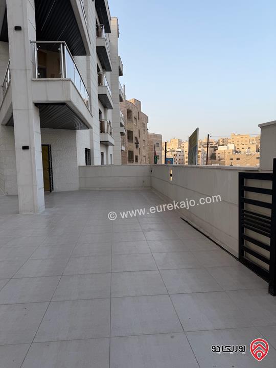 شقة طابق ارضي مساحة 170م مع ترس وكراج 100م للبيع في عمان - ضاحية الاستقلال