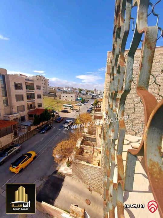 شقة طابق ثالث مساحة 150م للبيع في عمان - طبربور