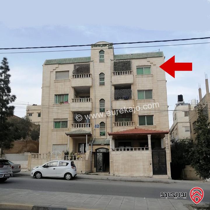 شقة طابق ثالث مساحة 140م للبيع في الزرقاء الجديدة - شارع 26