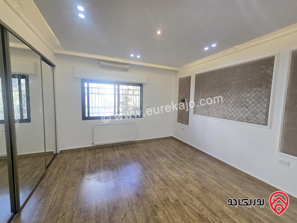 شقة فارغة مساحة 200م طابق أول للايجار في عمان - الرابية