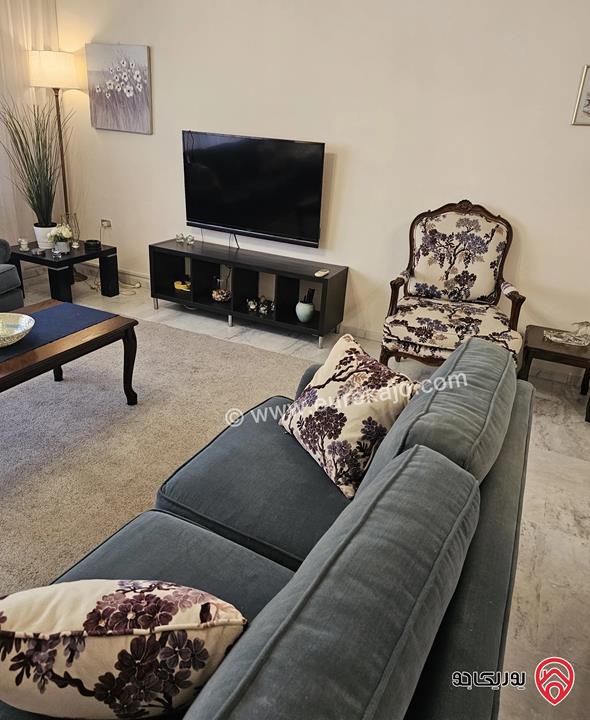 شقة مفروشة طابق أول مساحة 170م للايجار في عمان - عبدون