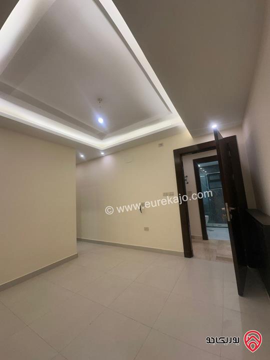 شقة طابق ثالث مساحة 95م للايجار في عمان - ام السماق 